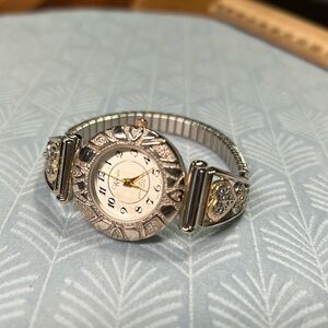 Heart detail wrangler elastic stretch silver watch